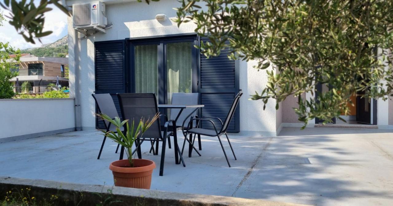 Apartments Andrea II Baska  Bagian luar foto