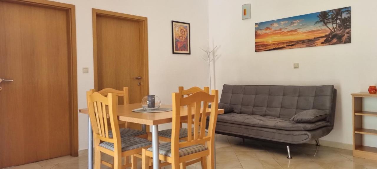 Apartments Andrea II Baska  Bagian luar foto